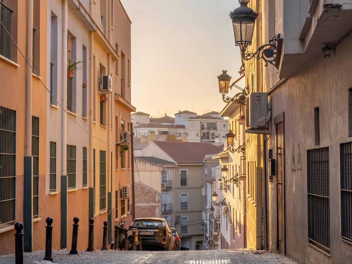 Sanders Uptown - Cute One-bedroom Near City Center Apartment Malaga